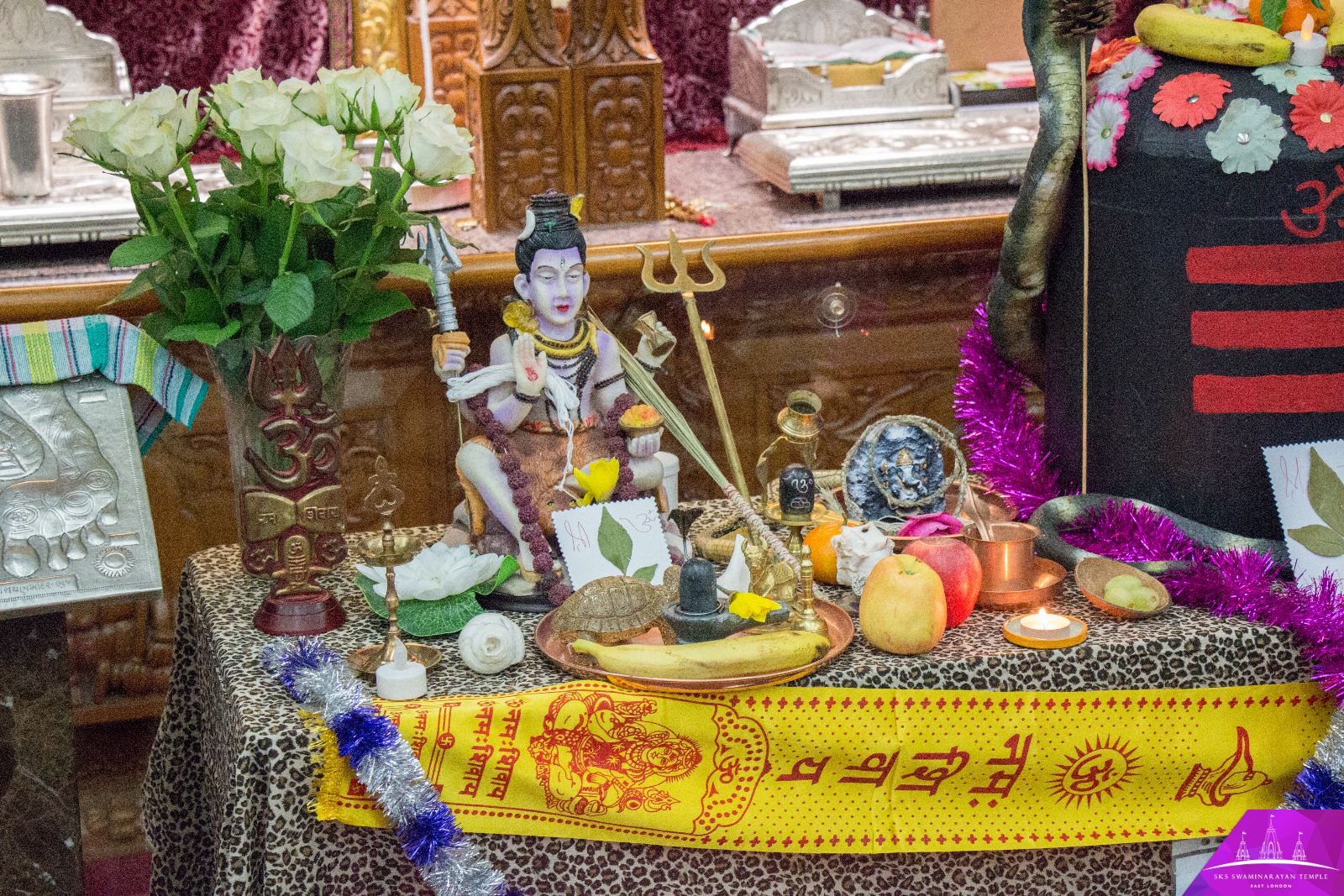 ©1987-2017 SKS Swaminarayan Temple East London